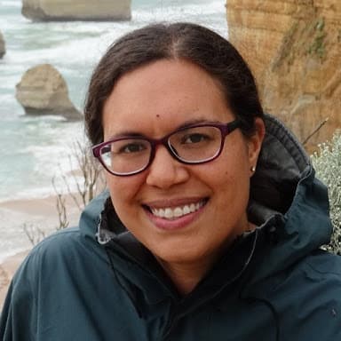 Emily Poelina-Hunter